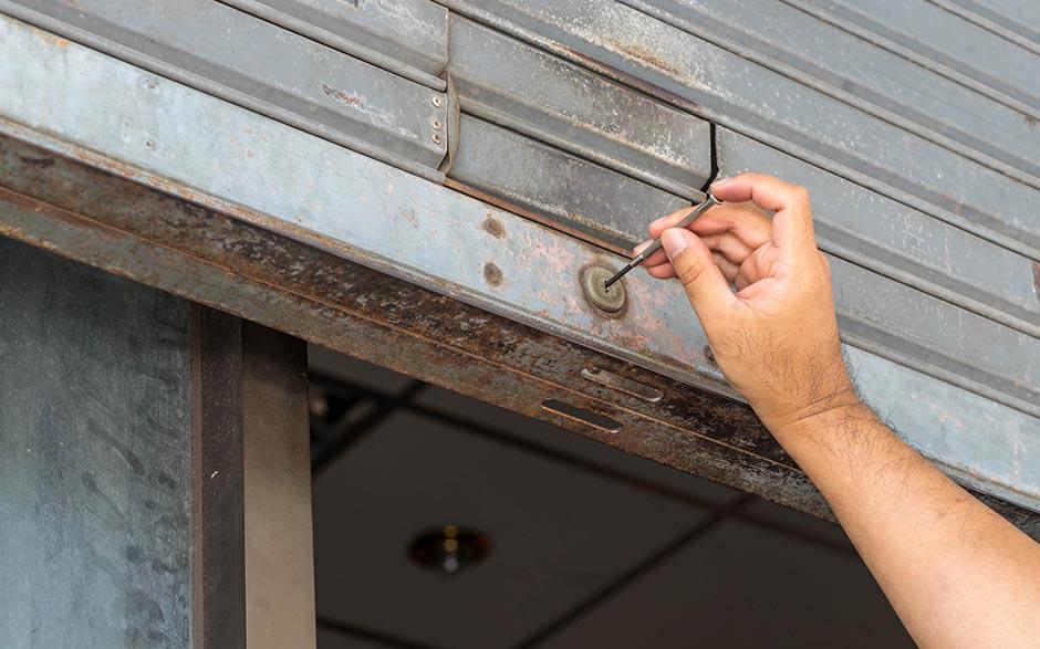 ouverture de porte claquée serrurier Suresnes